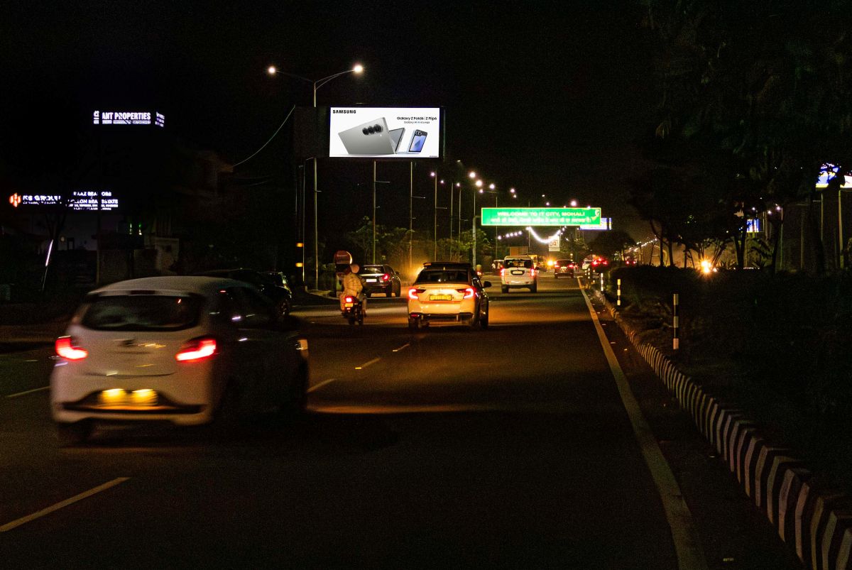 Airport Chowk, Facing Airport (IT City Road) C1